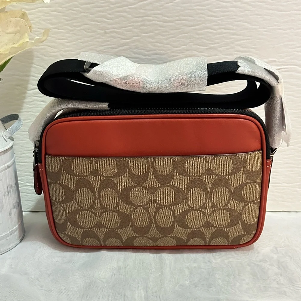 Coach X Peanuts graham crossbody - Picture 2 of 10